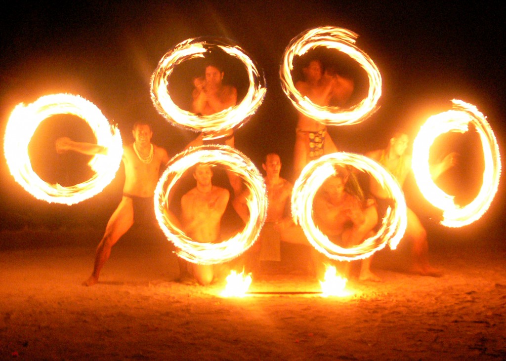 tahiti fire dancers